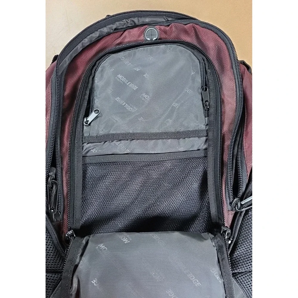 MobilEdge Bring It On Premium Gamer Backpack Gaming Safe Travel Bag Padded‎